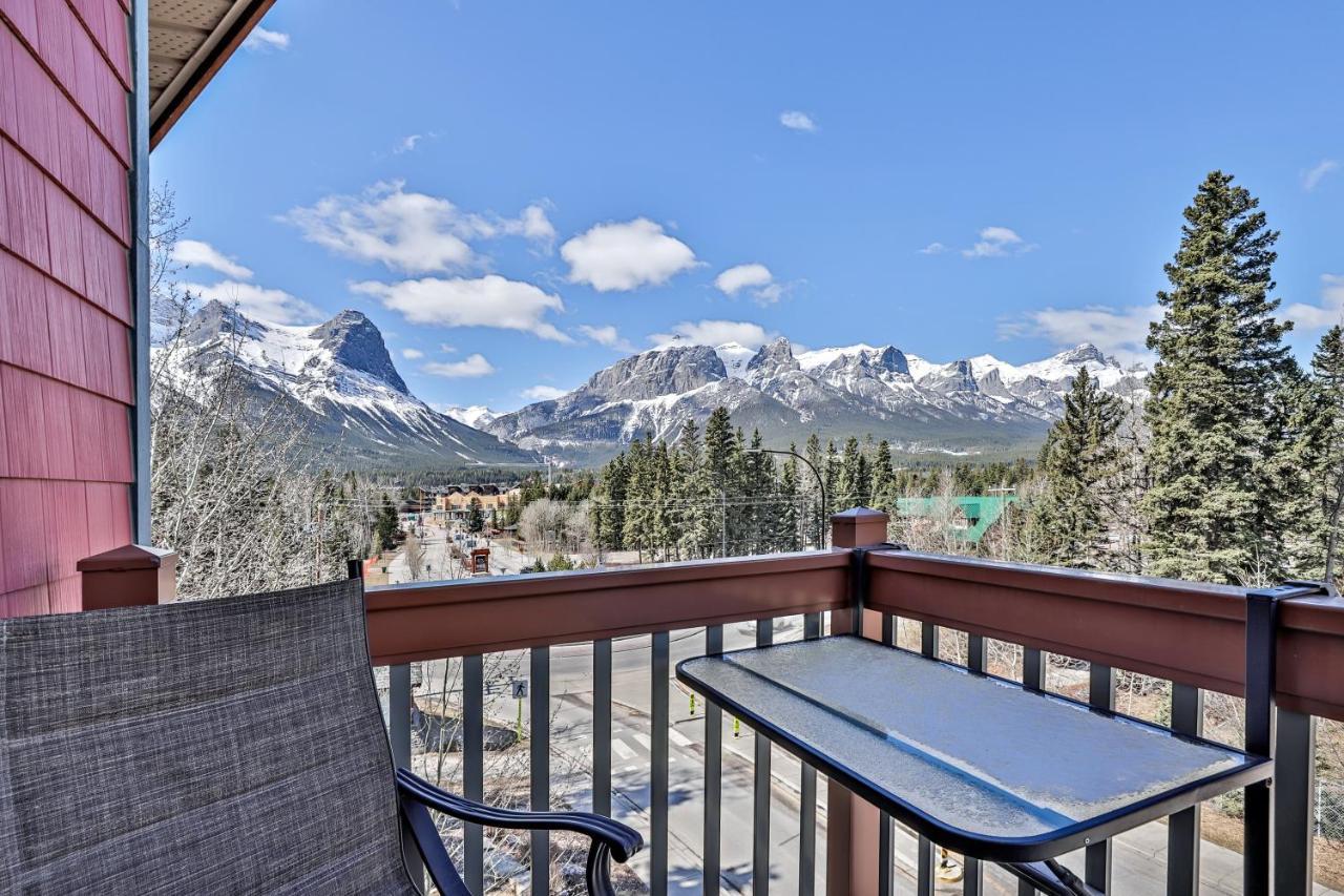 Spectacular Mountain View Corner Unit Pool Hot Tub Park Pass Apartment Canmore Ngoại thất bức ảnh